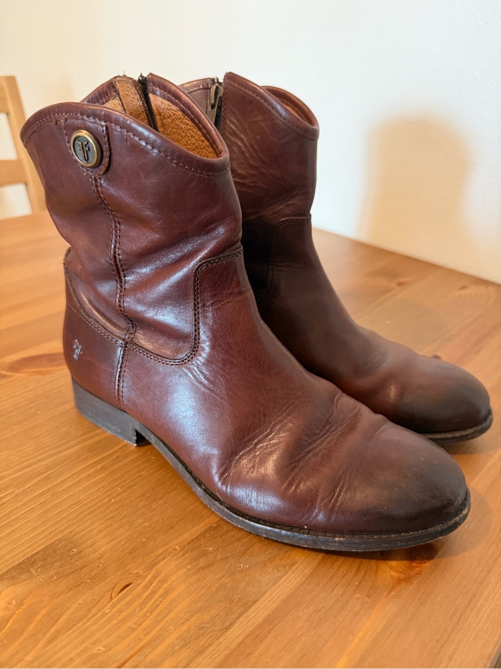 Women’s Frye Boots 7